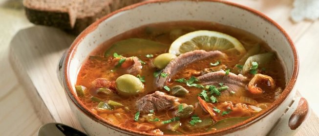 Солянка сборная, с языком и почками