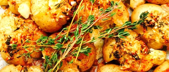 Давленый картофель с копченной паприкой