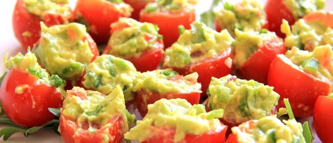 Канапе с авокадо