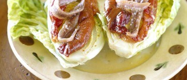 Жареные сладкие перцы с анчоусами и оливковым маслом