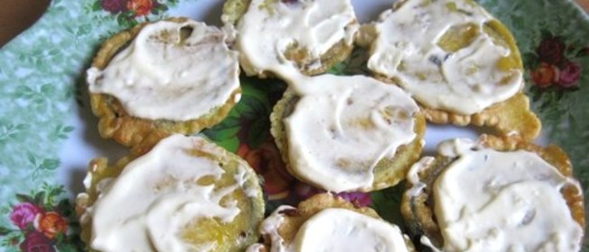 Баклажаны в кляре с чесноком