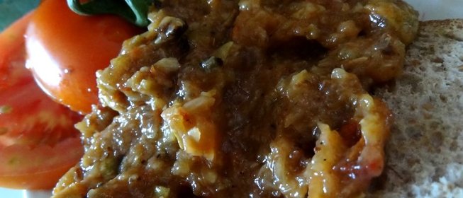 Икра кабачковая с карамелизированным луком в глазури из бальзамического уксуса