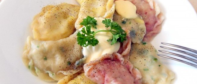 Вареники цветные с картофелем и грибами