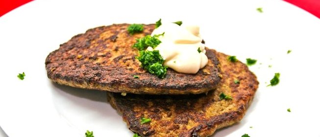 Печеночные оладьи с морковью