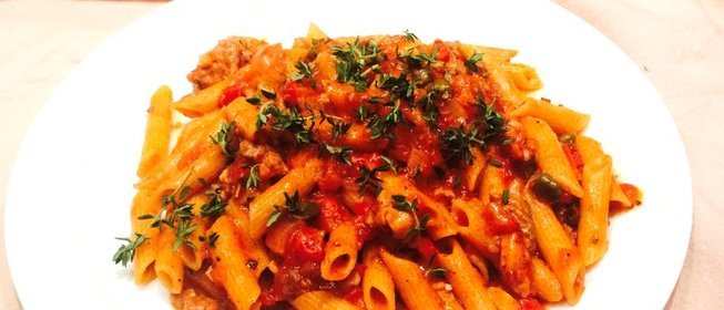Пенне с рагу из утки