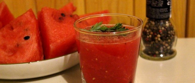 Смузи из помидора с арбузом