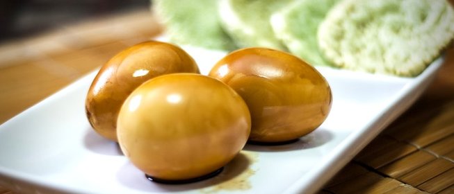 Яйца в соевом соусе