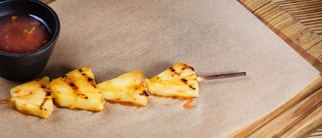 Шашлычки из ананаса