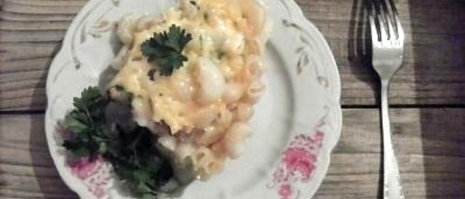 Запеканка из макарон с копченой грудинкой