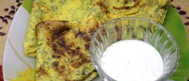 Сырные блинчики со сметаной