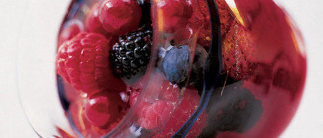 Желе из красных ягод с мускатом