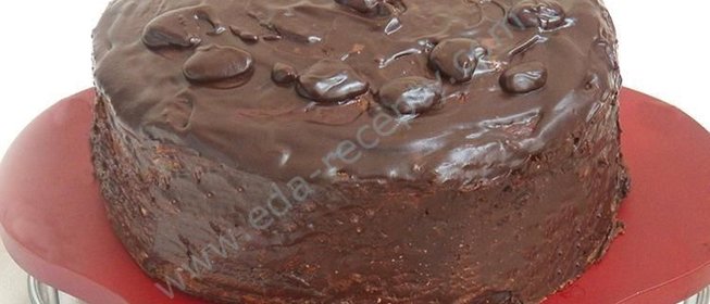 Шоколадный блинный торт с творожным кремом