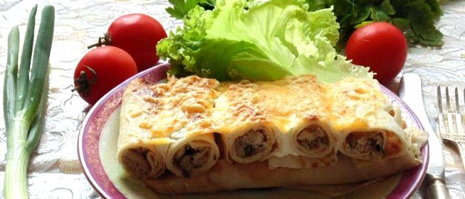 Блинная запеканка с мясом и грибами