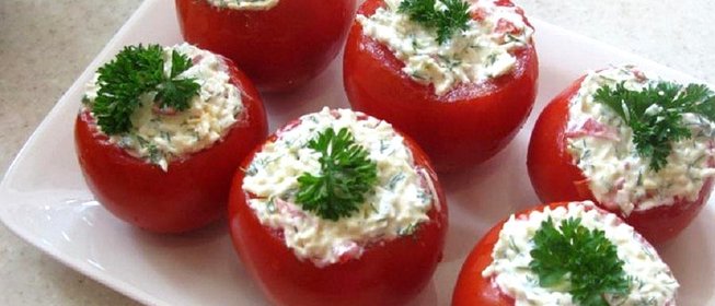 Помидоры фаршированные брынзой