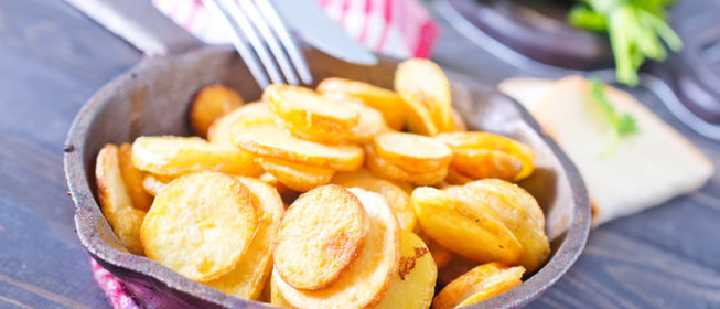 Жареный картофель с луком