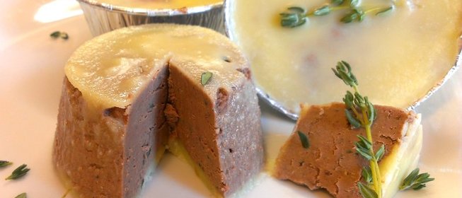 Паштет из куриной печени с тимьяном и коньяком (Pâté au foie de poulet)