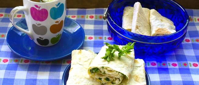 Лаваш с брынзой и зеленью