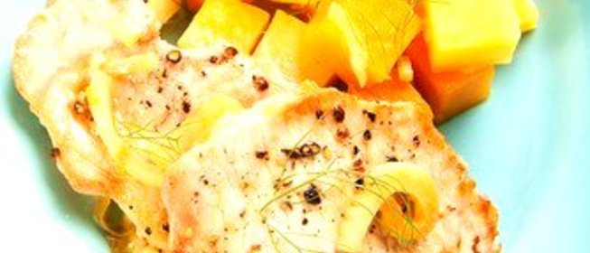 Печеная репа с грушами и медово-розмариновым соусом