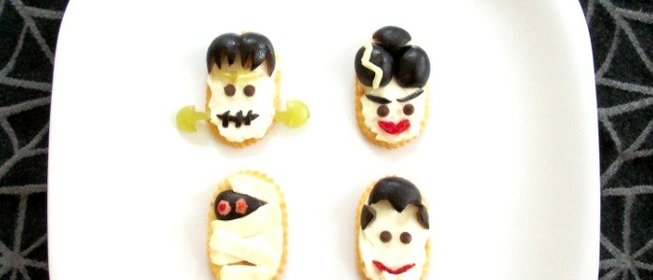 Быстрая закуска из крекеров на Хэллоуин