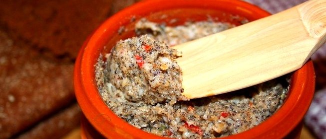 Паштет из сала с чесноком