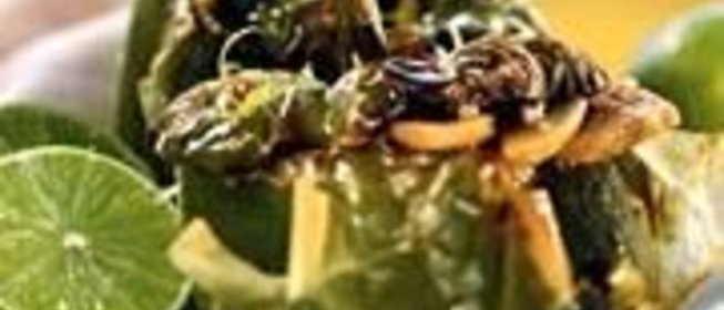 Сладкий перец, фаршированный по-тайски