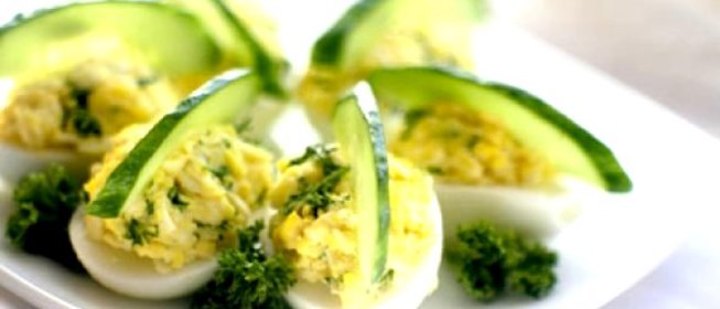 Яйца, фаршированные ветчиной