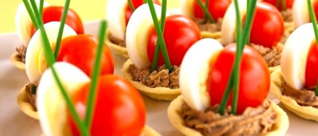 Тарталетки с печеночным муссом