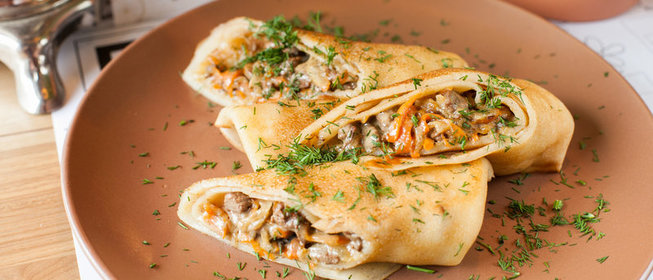 Блины с куриной печенью и морковью