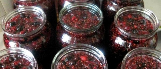 Варенье из малины и смородины