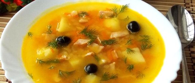 Суп гороховый с ветчиной