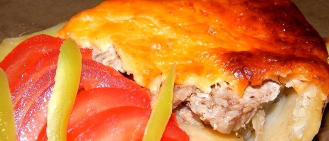 Картошка со свининой под сыром
