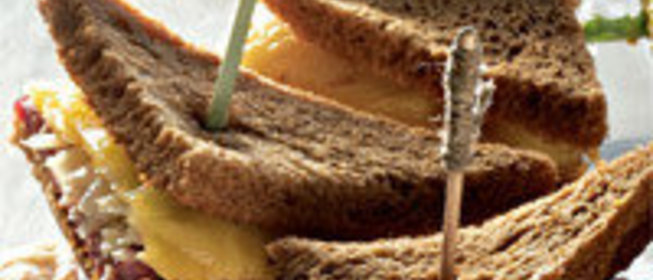 Тапас из «веганского сэндвича рубена»