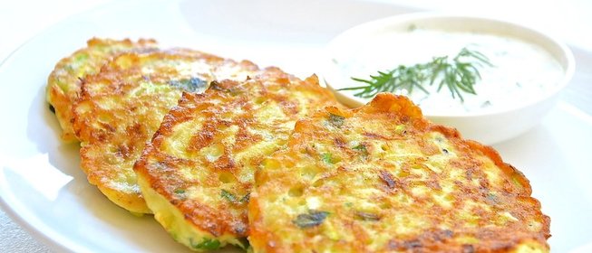 Нежные оладушки из кабачков
