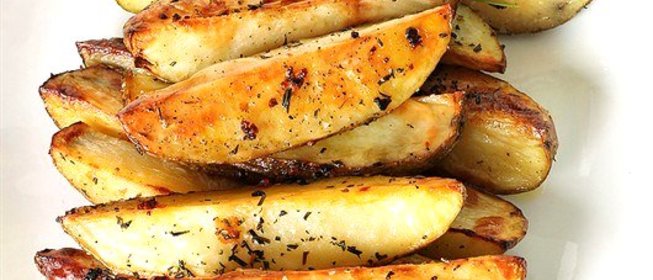 Жареный картофель в горчице, чесноке и орегано