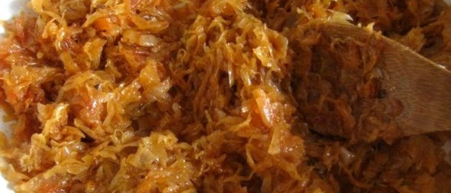 Квашеная капуста тушеная