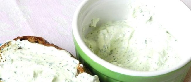 Творожный сыр с зеленью