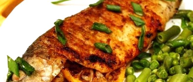 Форель в коптильне