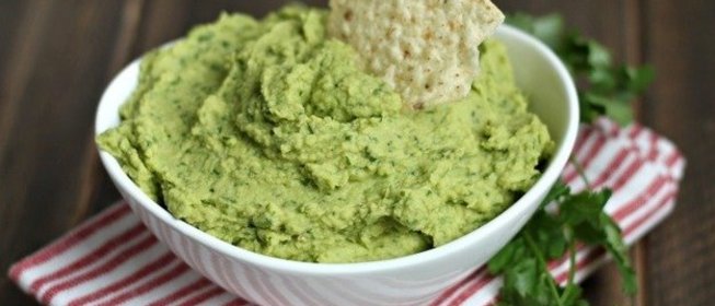 Хумус с халапеньо