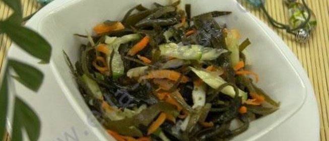 Салат кальмары с морской капустой