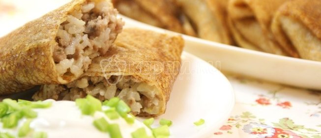 Блины с мясом и рисом