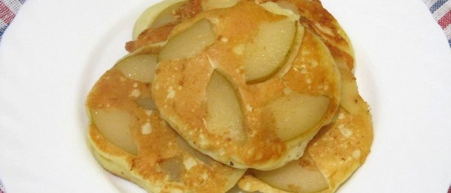 Оладьи с консервированной грушей