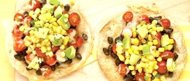 Лепешки с черной фасолью и кукурузой