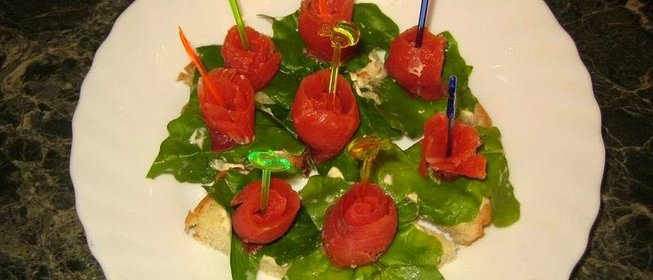 Канапе из красной рыбы