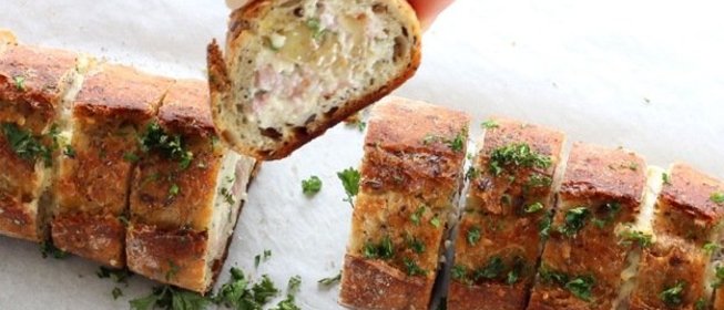 Багет с ветчиной и сыром