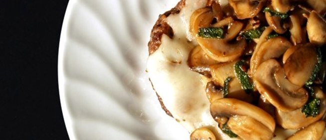 Грибы жареные, с луком