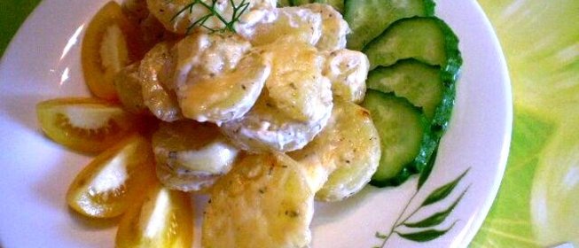 Картофель запеченный в сметане с сыром