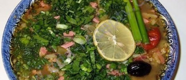 Жидкая солянка из говядины (секогитёнгорь)