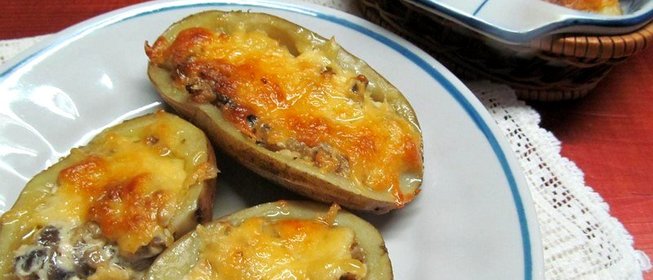 Запеченный картофель с грибами под сыром