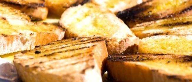 Чиабатта с чили и оливковым маслом