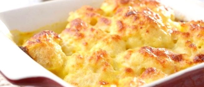 Цветная капуста в сметане с сыром